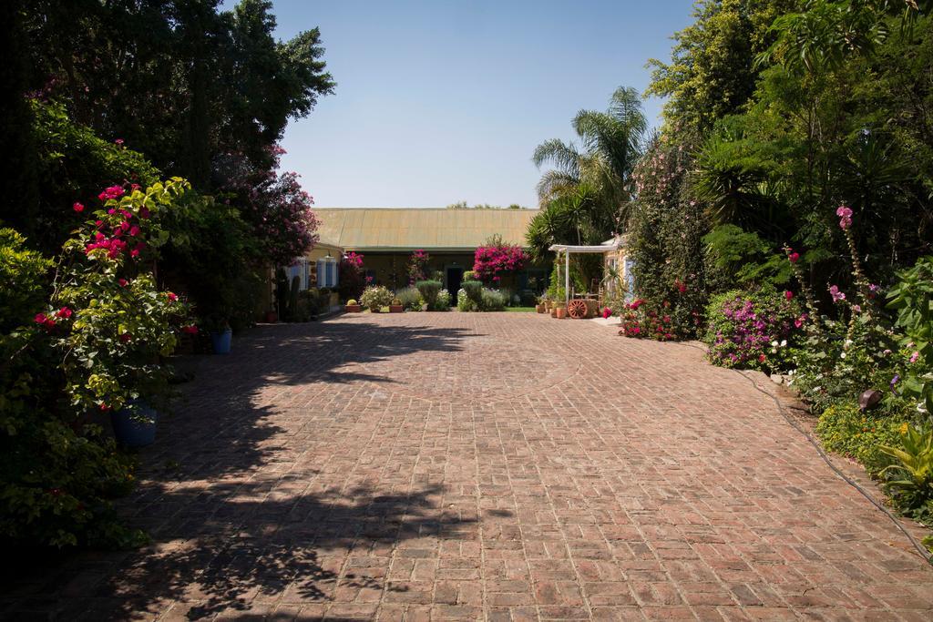 Somerset Stables Graaff-Reinet Eksteriør billede